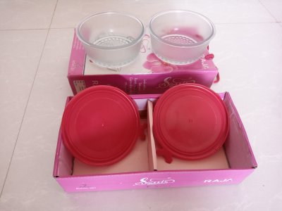 Free Bowl set with lid