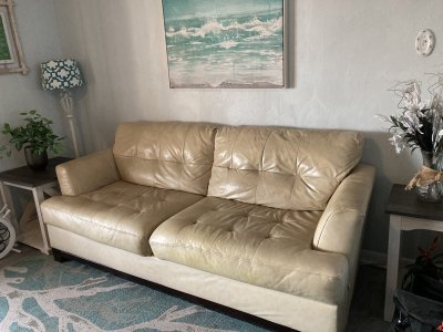 Sofa and loveseat Beige leather