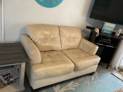 Sofa and loveseat Beige leather