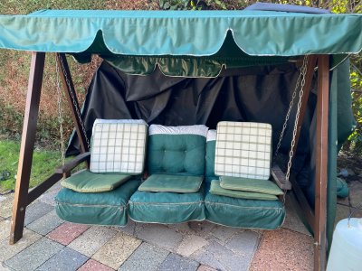 Garden Swinging Seat - FREE